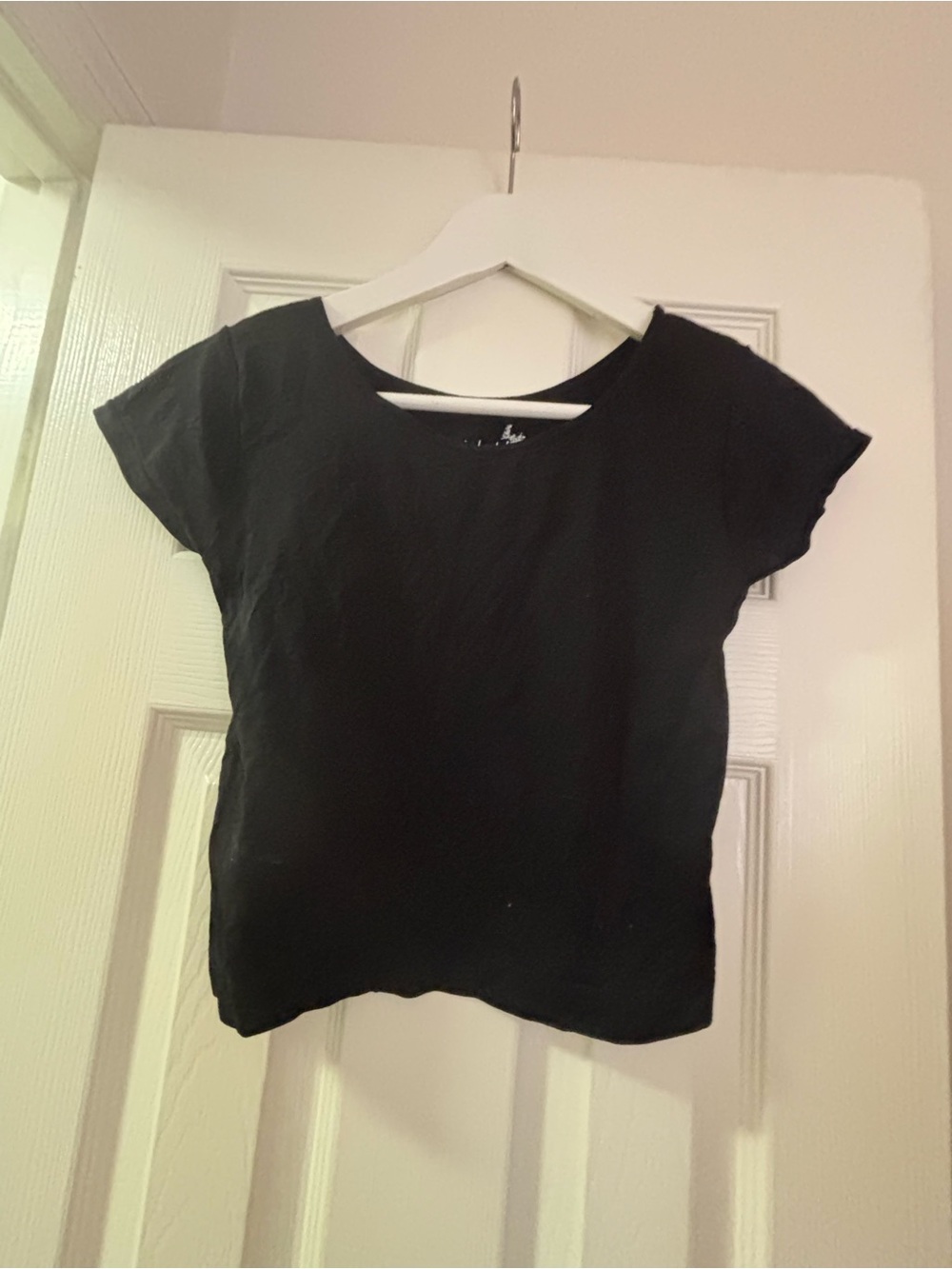 Free People Black Short Sleeve Scoop Neck Tee